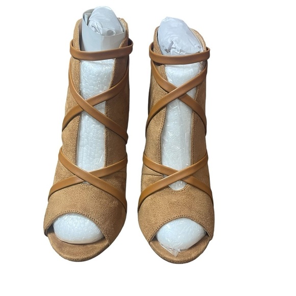 Journee Collection Cognac Brown Samara Heels Size 6 - Picture 3 of 10